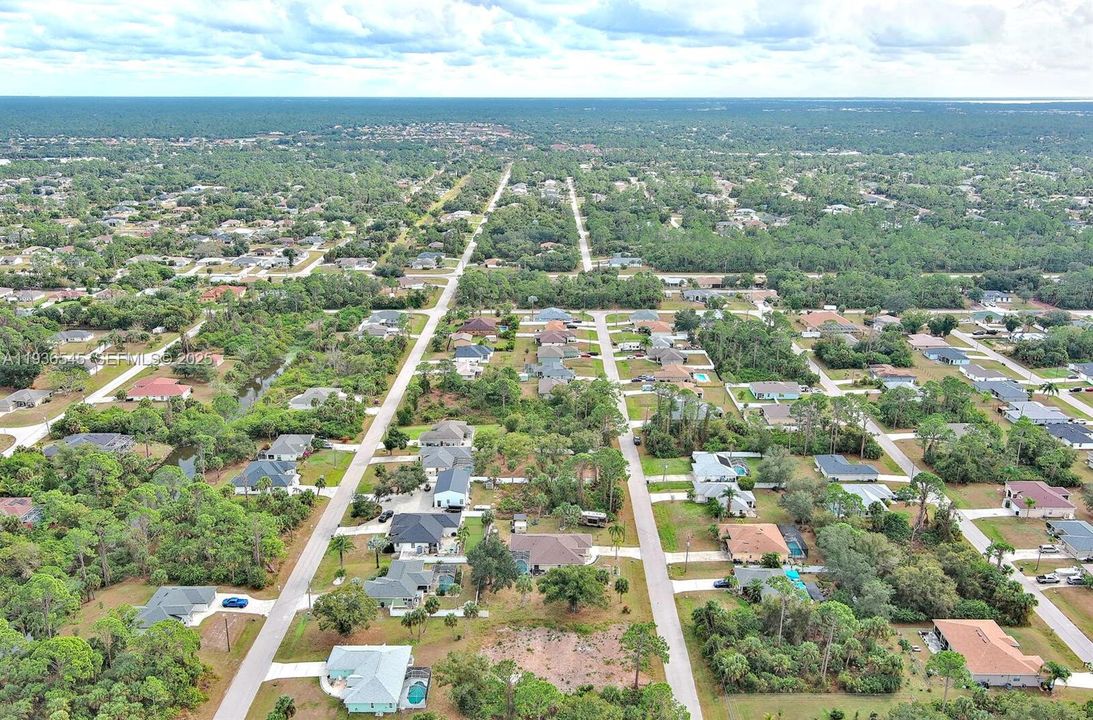 待售: $25,000 (0.23 acres)