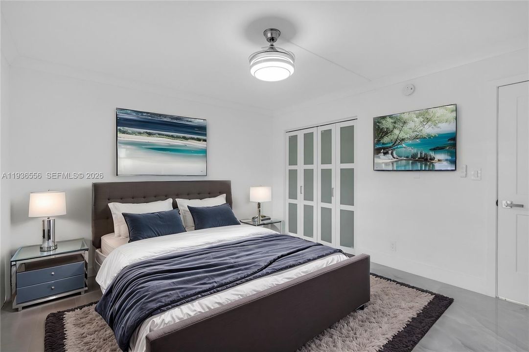 На продажу: $289,000 (2 спален, 2 ванн, 1156 Квадратных фут)