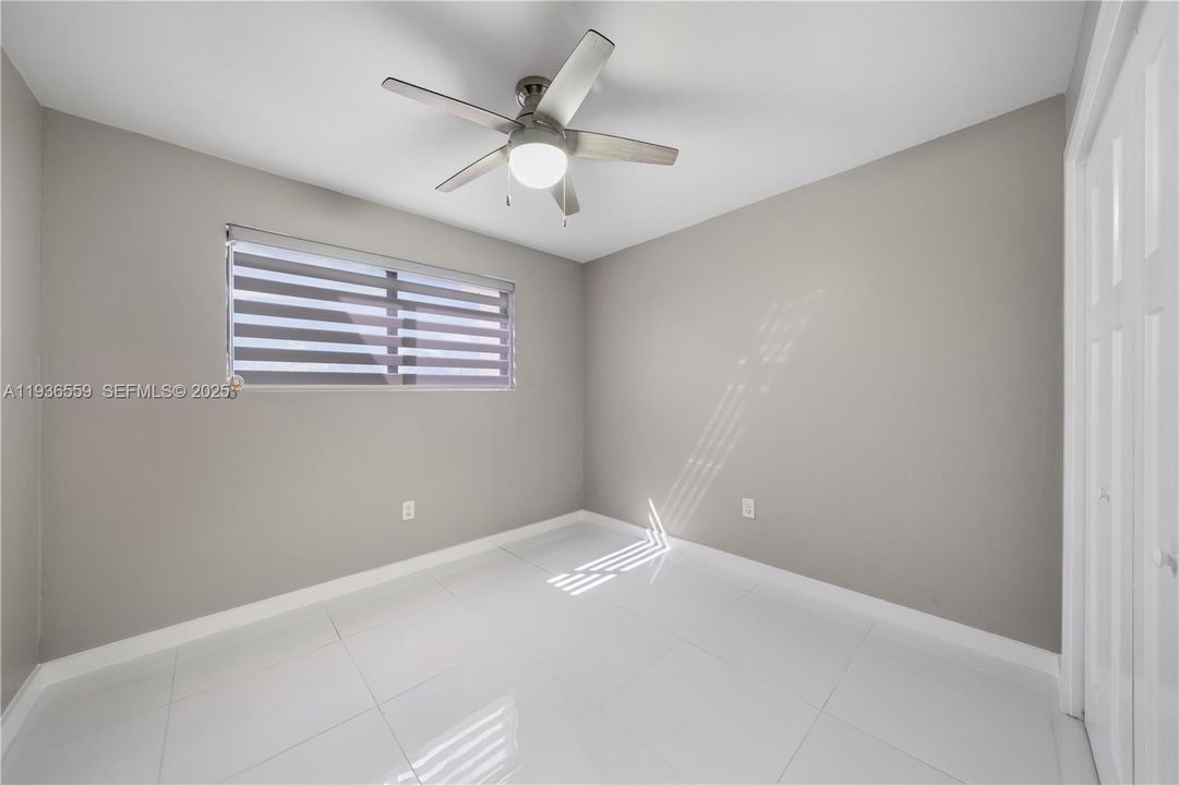 В аренду: $2,450 (2 спален, 2 ванн, 837 Квадратных фут)