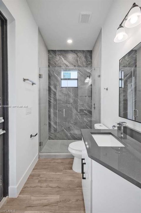 En Venta: $409,500 (3 camas, 2 baños, 1598 Pies cuadrados)