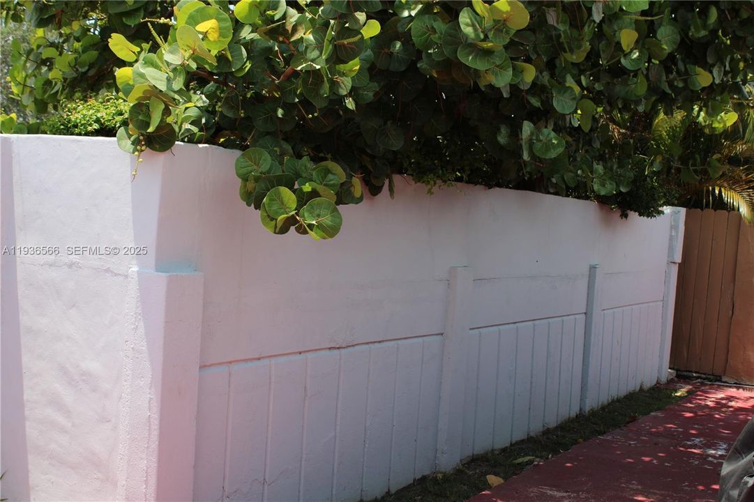 For Sale: $499,999 (3 beds, 2 baths, 1138 Square Feet)