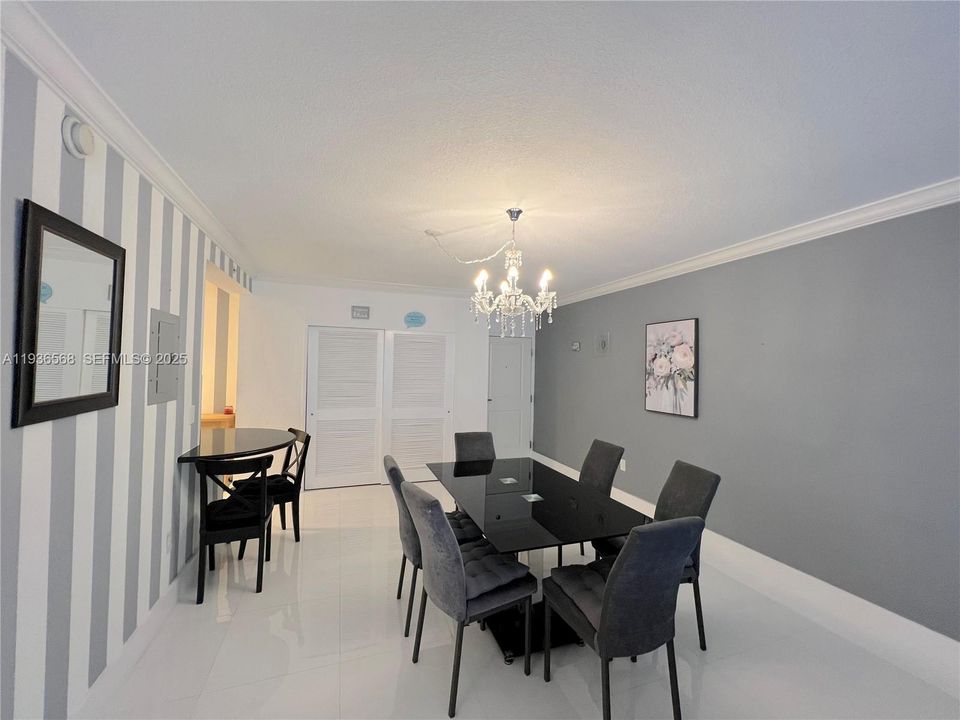 На продажу: $319,000 (1 спален, 1 ванн, 898 Квадратных фут)