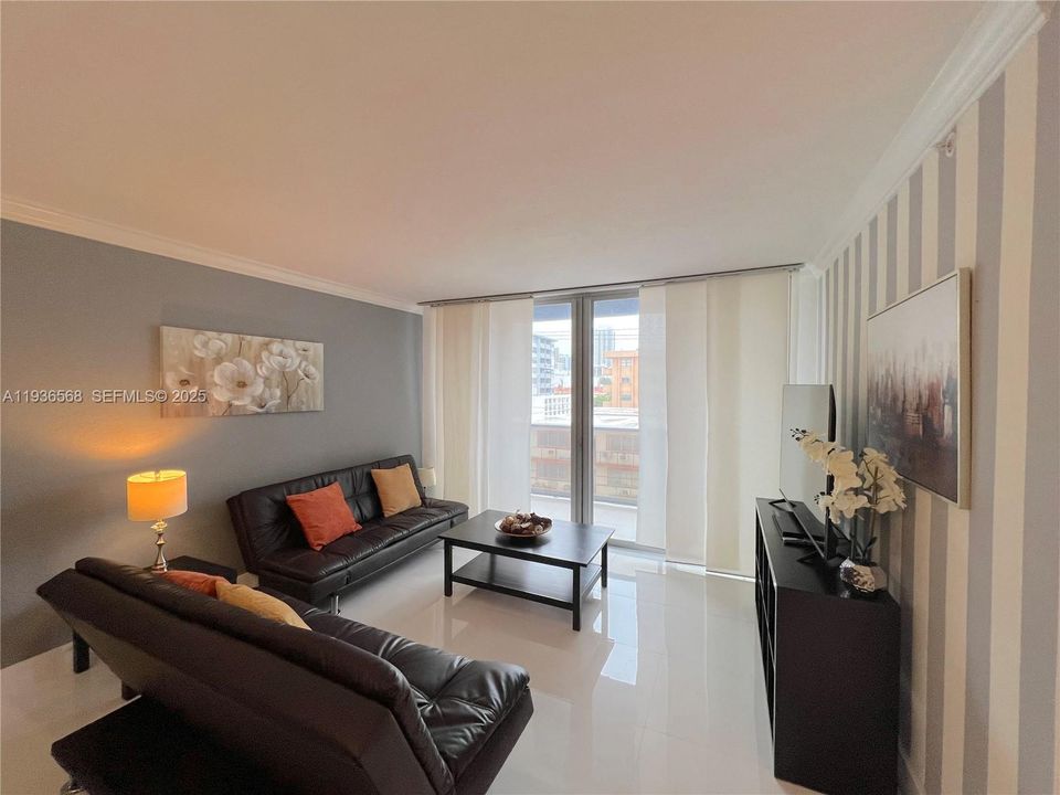 На продажу: $319,000 (1 спален, 1 ванн, 898 Квадратных фут)