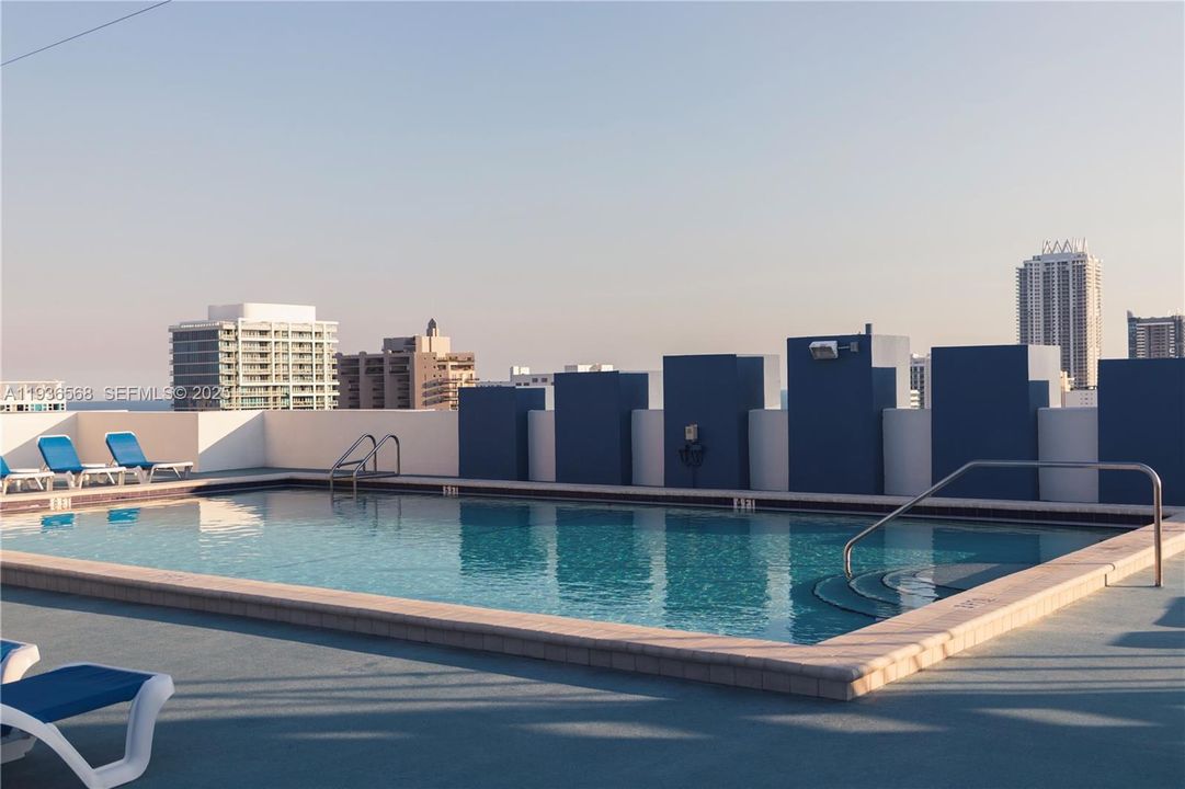 На продажу: $319,000 (1 спален, 1 ванн, 898 Квадратных фут)