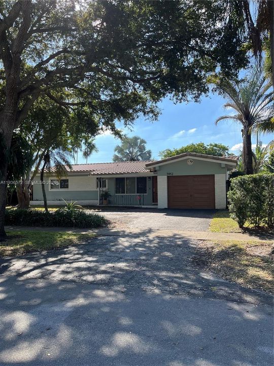 For Sale: $645,000 (2 beds, 2 baths, 1506 Square Feet)