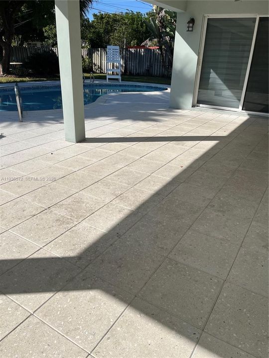 For Sale: $645,000 (2 beds, 2 baths, 1506 Square Feet)