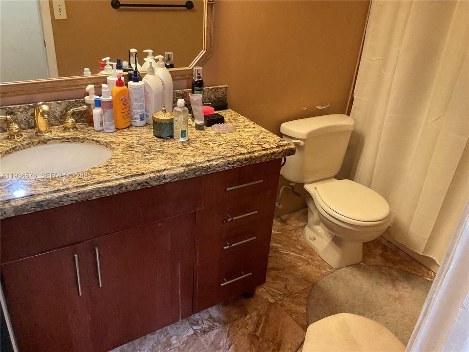 For Sale: $600,000 (3 beds, 2 baths, 2238 Square Feet)