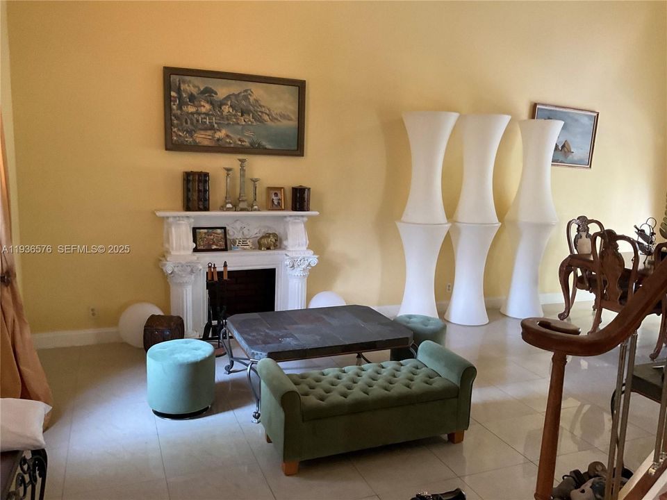 For Sale: $600,000 (3 beds, 2 baths, 2238 Square Feet)