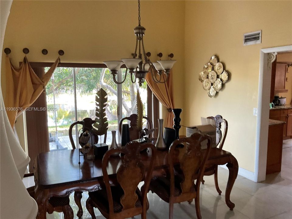 For Sale: $600,000 (3 beds, 2 baths, 2238 Square Feet)