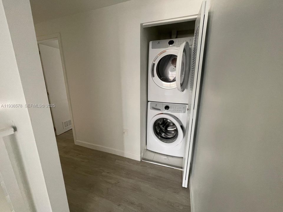 En Renta: $2,650 (3 camas, 2 baños, 1266 Pies cuadrados)