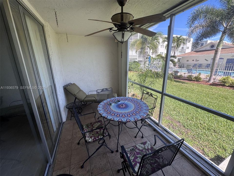 En Venta: $209,900 (2 camas, 2 baños, 1144 Pies cuadrados)