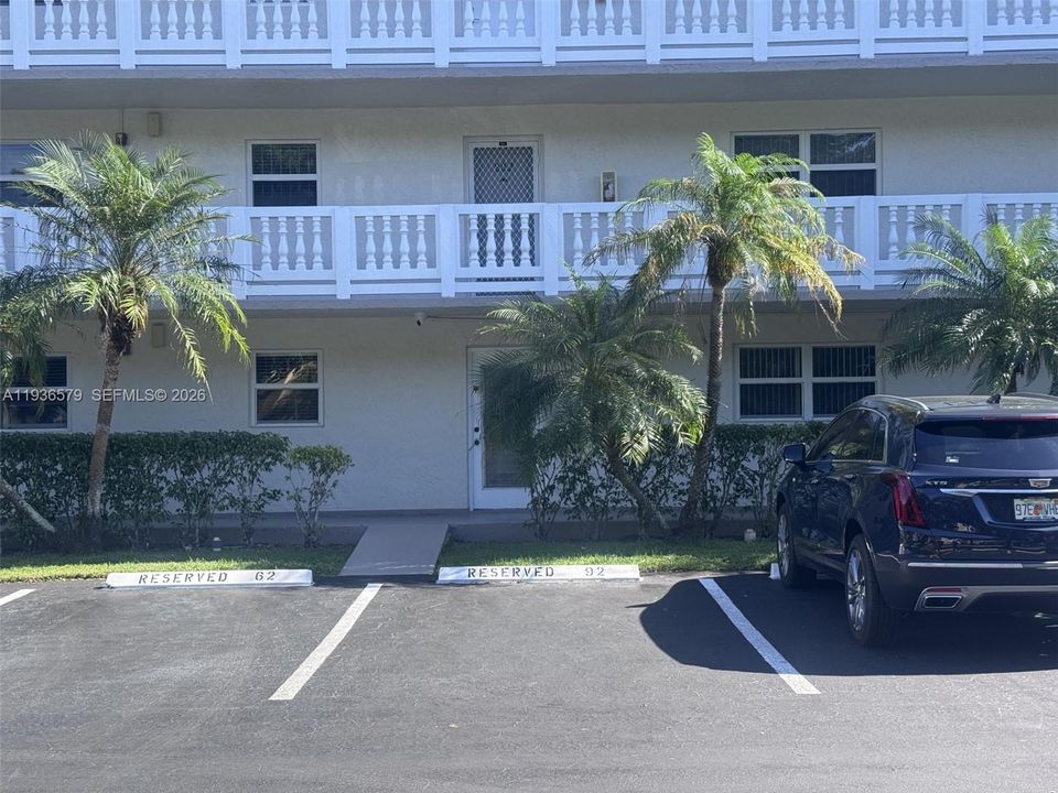 Front door w/parking