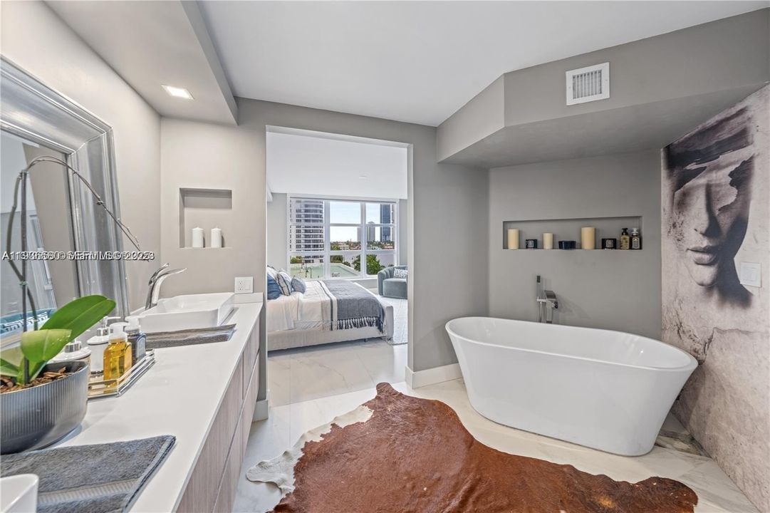 出租: $6,500 (3 贝兹, 3 浴室, 1694 平方英尺)