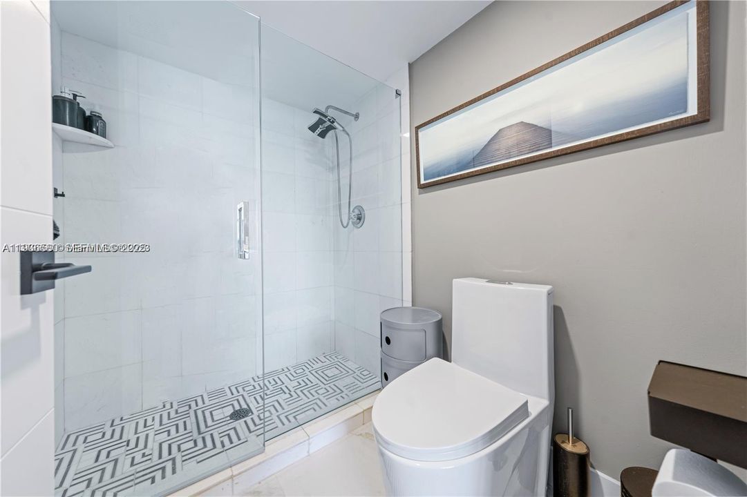 出租: $6,500 (3 贝兹, 3 浴室, 1694 平方英尺)