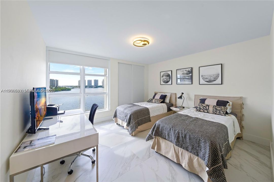 出租: $6,500 (3 贝兹, 3 浴室, 1694 平方英尺)