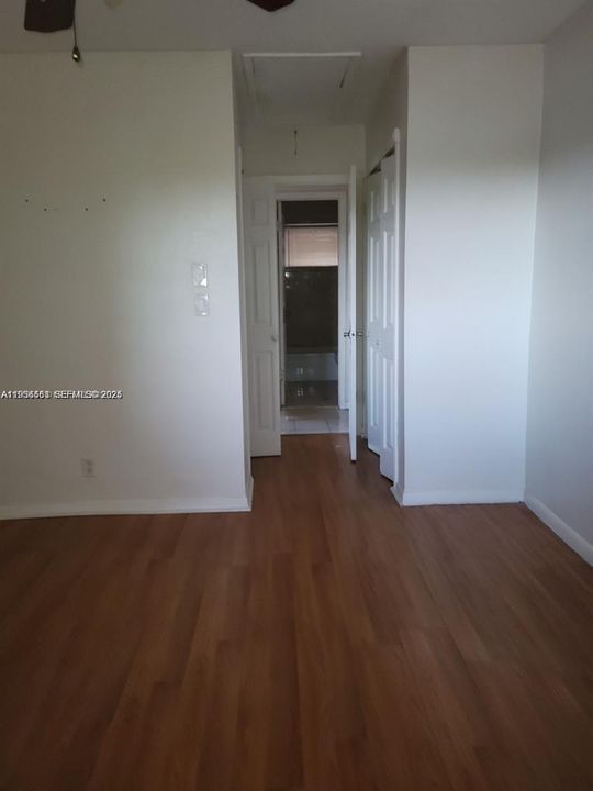 待售: $145,000 (1 贝兹, 1 浴室, 748 平方英尺)