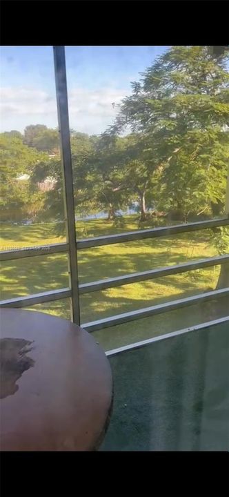 待售: $145,000 (1 贝兹, 1 浴室, 748 平方英尺)