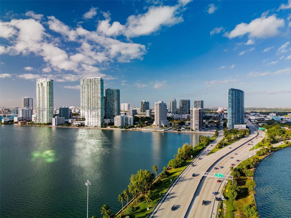 For Rent: $3,200 (2 beds, 2 baths, 1230 Square Feet)