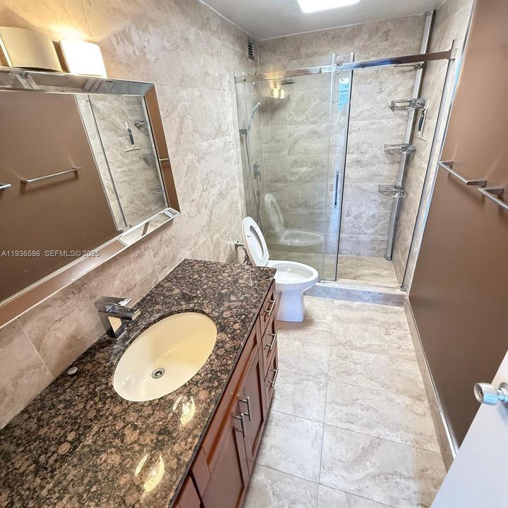 For Rent: $3,200 (2 beds, 2 baths, 1230 Square Feet)