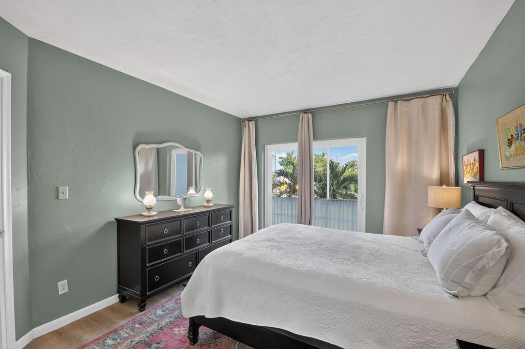 Additional Primary bedroom photo