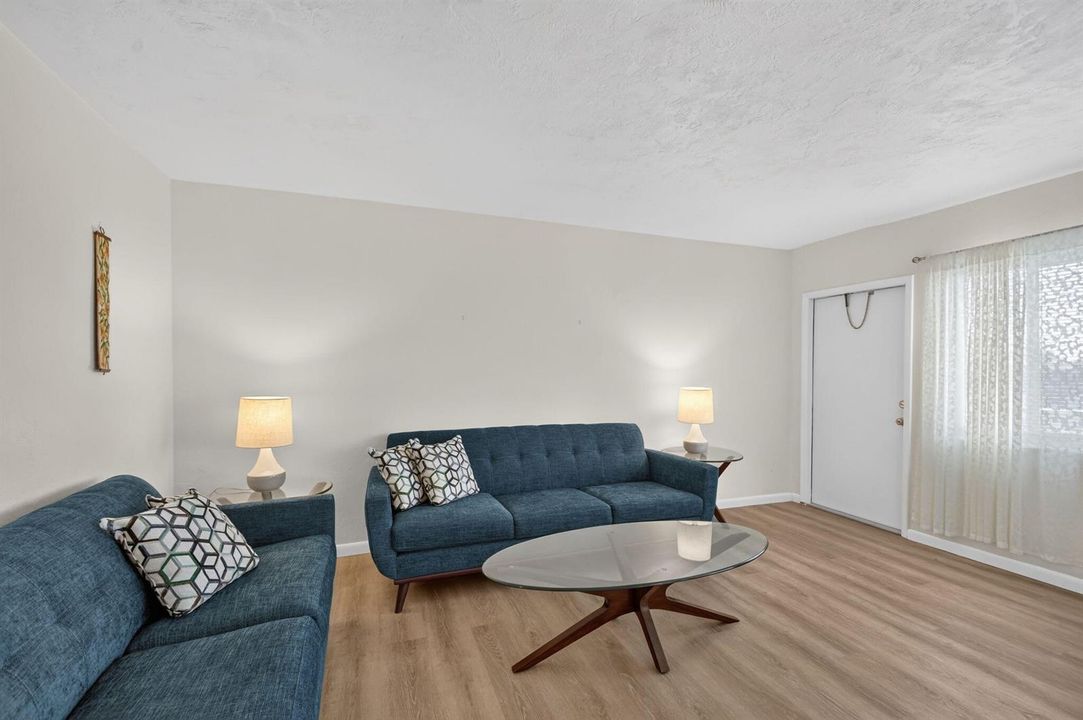 Additional living room