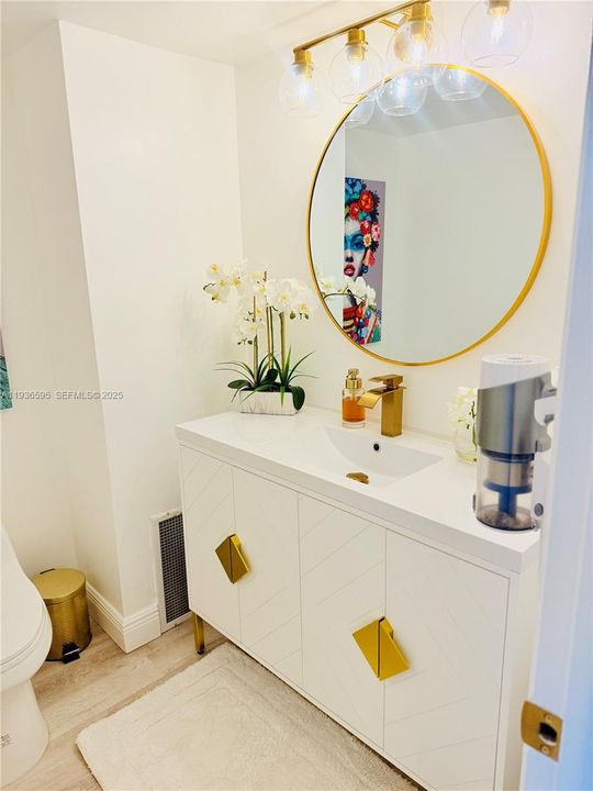 En Venta: $324,900 (1 camas, 1 baños, 800 Pies cuadrados)