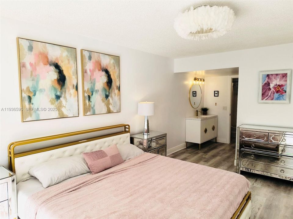 En Venta: $324,900 (1 camas, 1 baños, 800 Pies cuadrados)