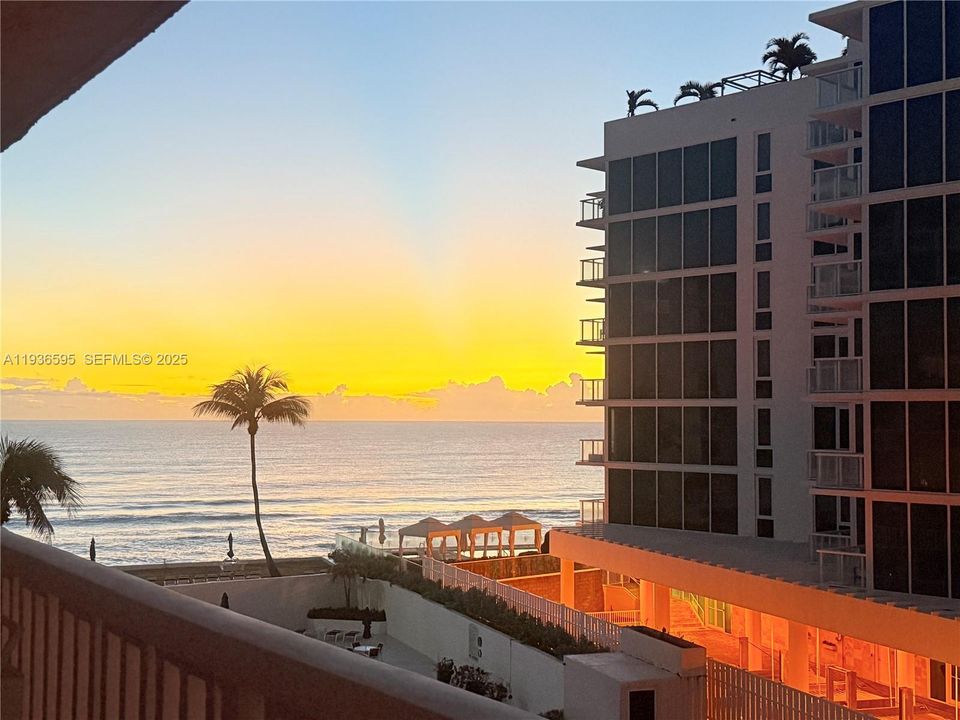 En Venta: $324,900 (1 camas, 1 baños, 800 Pies cuadrados)