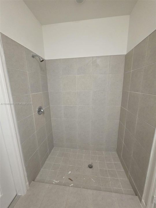 出租: $4,800 (5 贝兹, 3 浴室, 0 平方英尺)