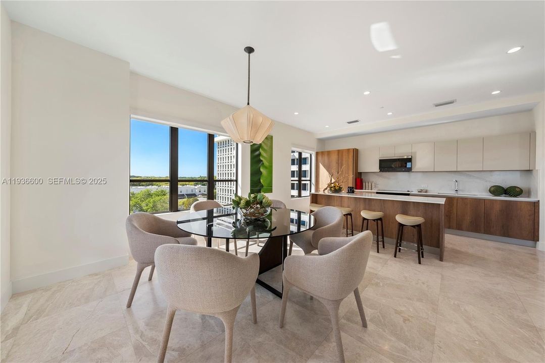 En Renta: $9,985 (2 camas, 2 baños, 1790 Pies cuadrados)