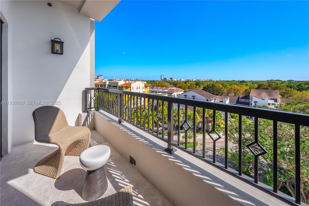 En Renta: $9,985 (2 camas, 2 baños, 1790 Pies cuadrados)