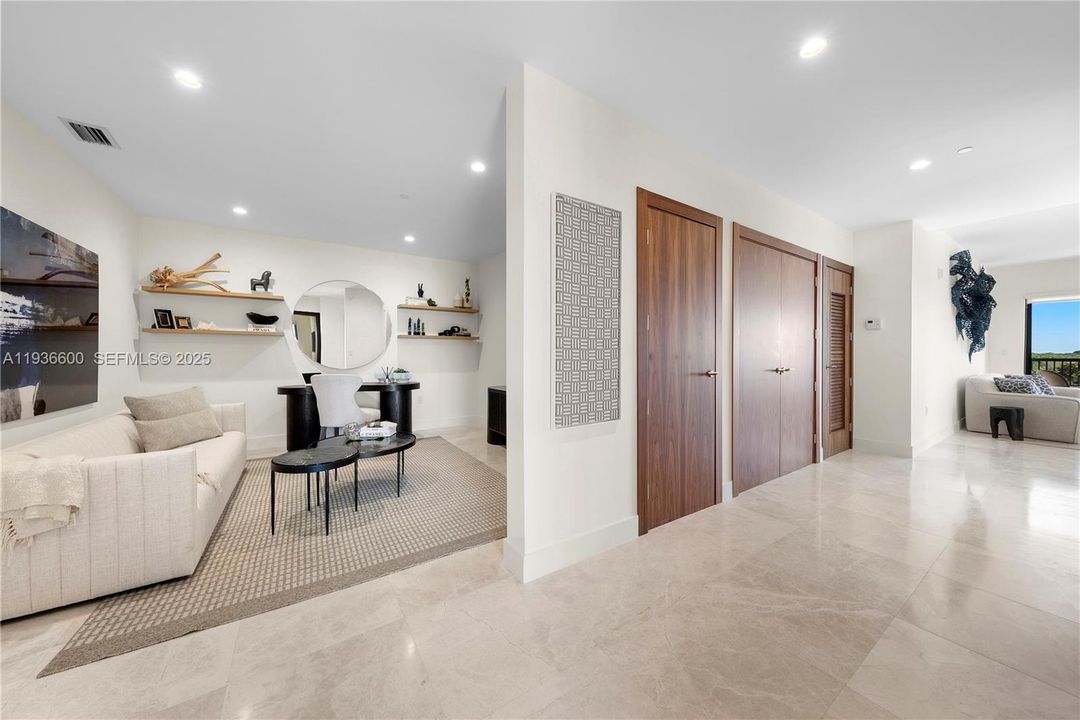 En Renta: $9,985 (2 camas, 2 baños, 1790 Pies cuadrados)