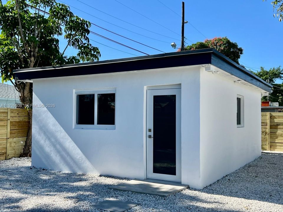 待售: $750,000 (3 贝兹, 3 浴室, 1260 平方英尺)