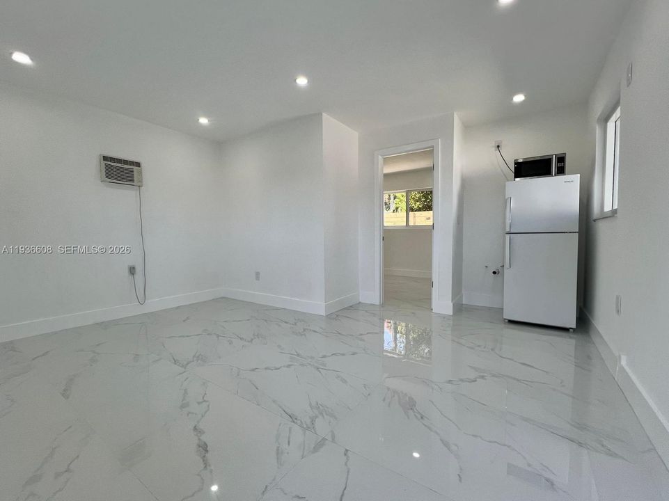 待售: $750,000 (3 贝兹, 3 浴室, 1260 平方英尺)