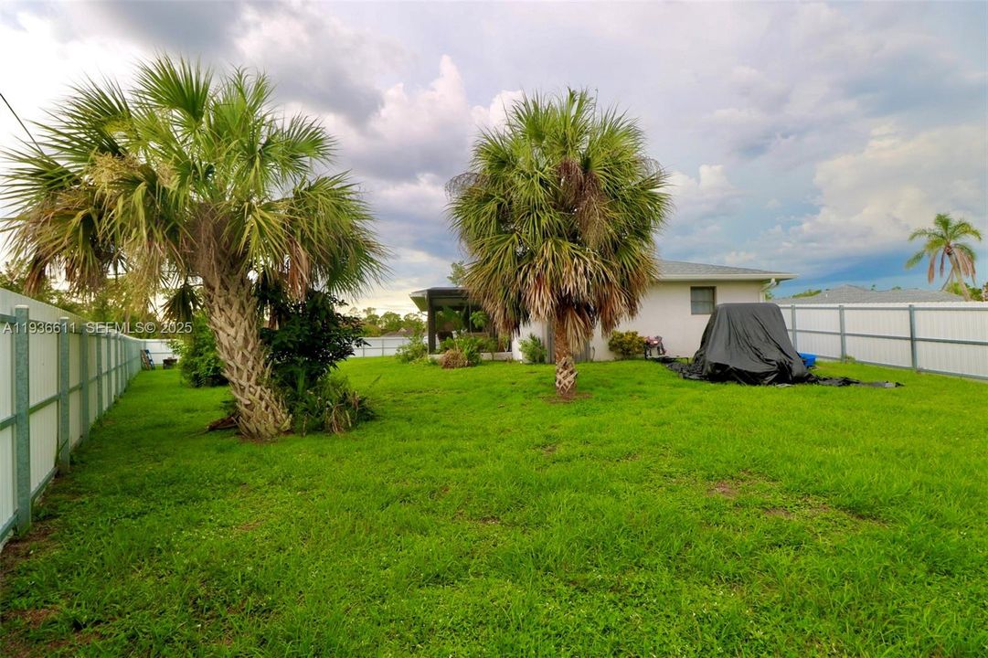 待售: $299,900 (3 贝兹, 2 浴室, 1440 平方英尺)