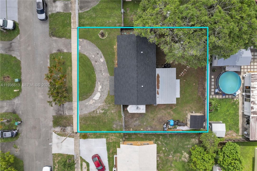 For Sale: $539,000 (4 beds, 1 baths, 1584 Square Feet)