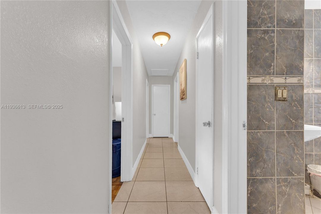 For Sale: $539,000 (4 beds, 1 baths, 1584 Square Feet)