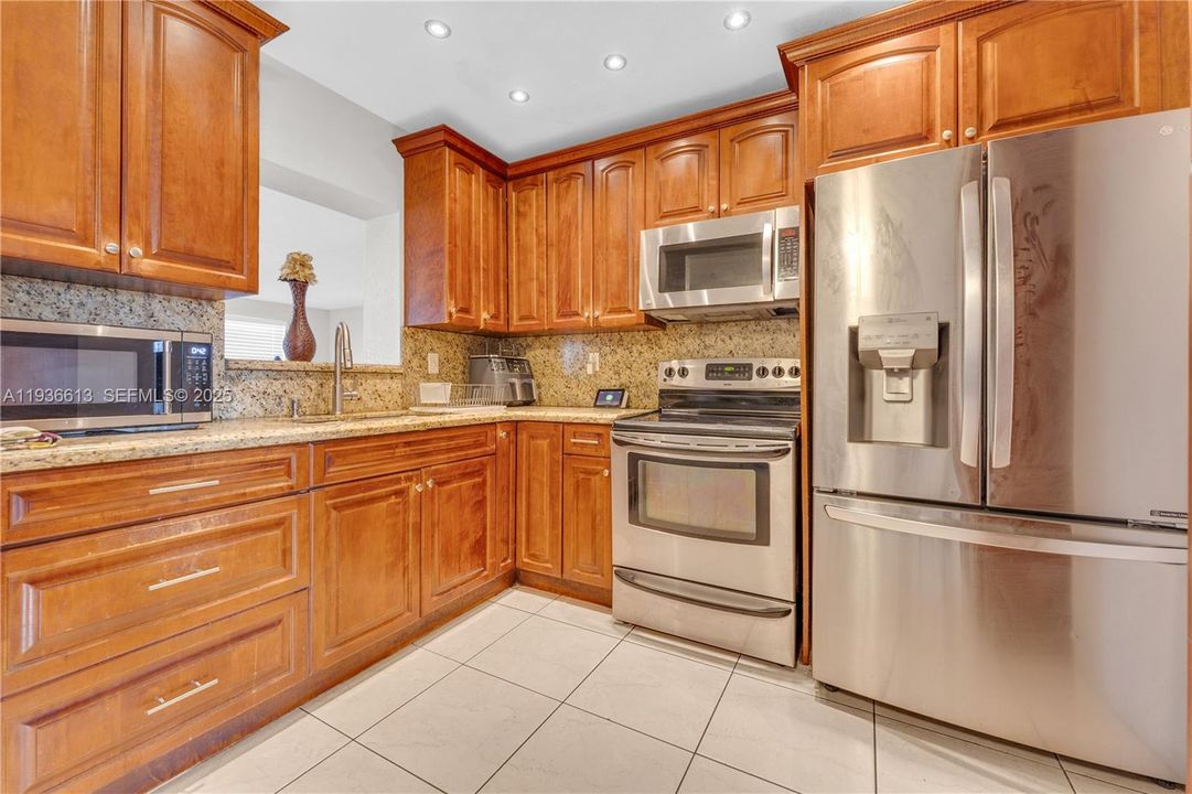 For Sale: $539,000 (4 beds, 1 baths, 1584 Square Feet)