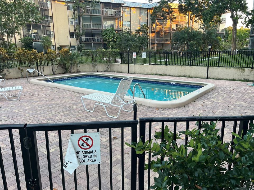 待售: $150,000 (2 贝兹, 2 浴室, 1130 平方英尺)