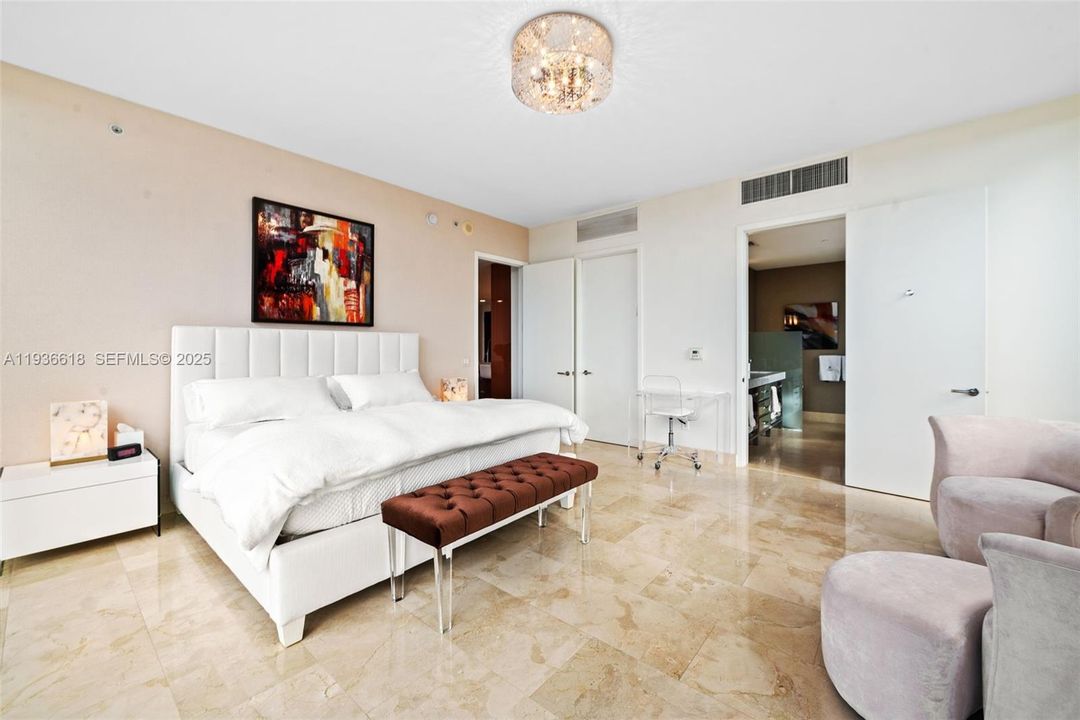 For Rent: $16,000 (2 beds, 2 baths, 1599 Square Feet)