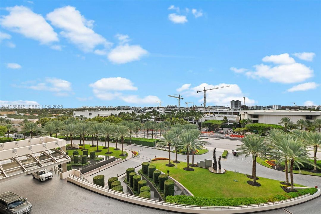 For Rent: $16,000 (2 beds, 2 baths, 1599 Square Feet)