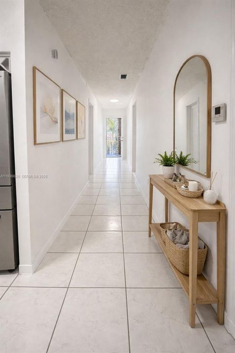 En Renta: $2,500 (2 camas, 2 baños, 1100 Pies cuadrados)