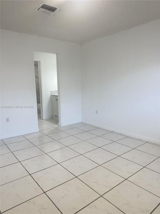 En Renta: $2,500 (2 camas, 2 baños, 1100 Pies cuadrados)