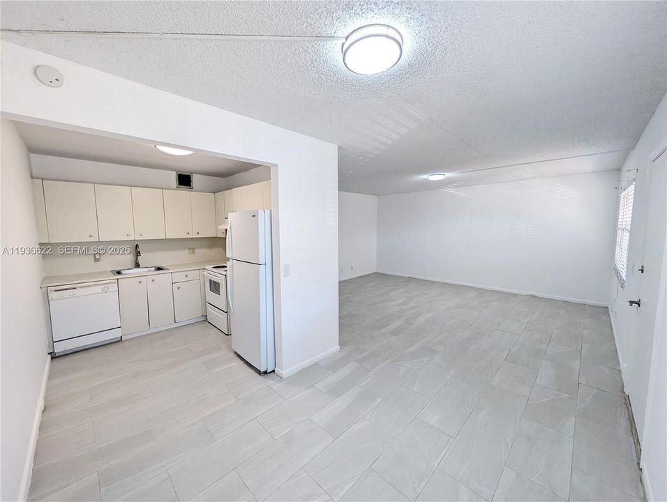 En Renta: $1,800 (2 camas, 2 baños, 1044 Pies cuadrados)