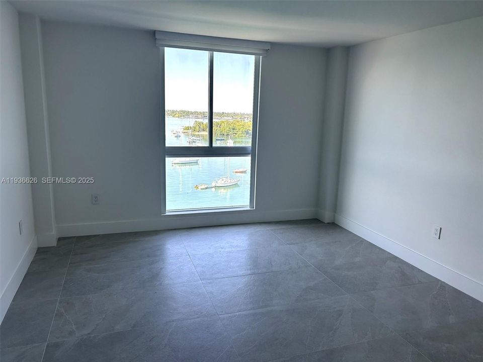 В аренду: $2,750 (1 спален, 1 ванн, 760 Квадратных фут)