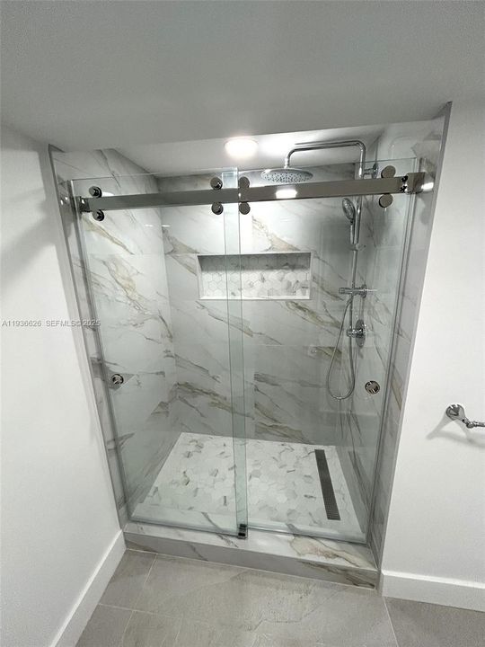 В аренду: $2,750 (1 спален, 1 ванн, 760 Квадратных фут)