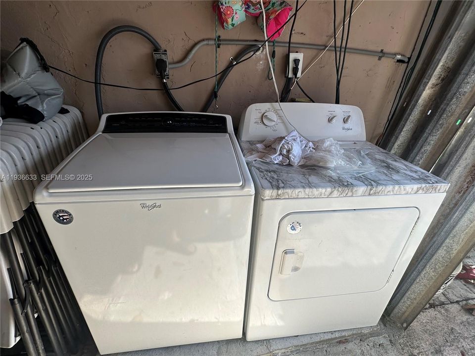 En Renta: $3,100 (3 camas, 2 baños, 1367 Pies cuadrados)