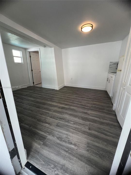 В аренду: $1,500 (1 спален, 1 ванн, 600 Квадратных фут)