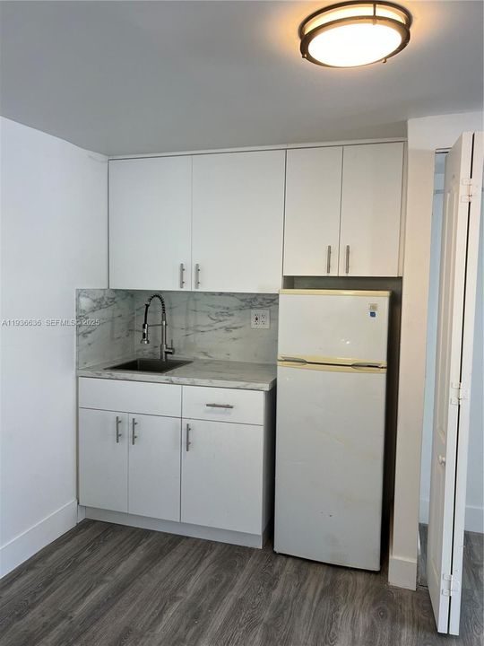 В аренду: $1,500 (1 спален, 1 ванн, 600 Квадратных фут)