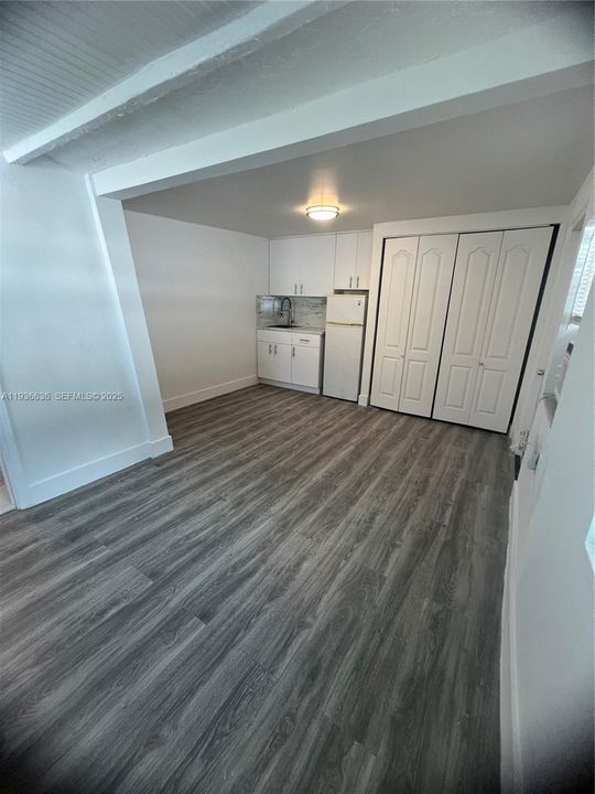 В аренду: $1,500 (1 спален, 1 ванн, 600 Квадратных фут)